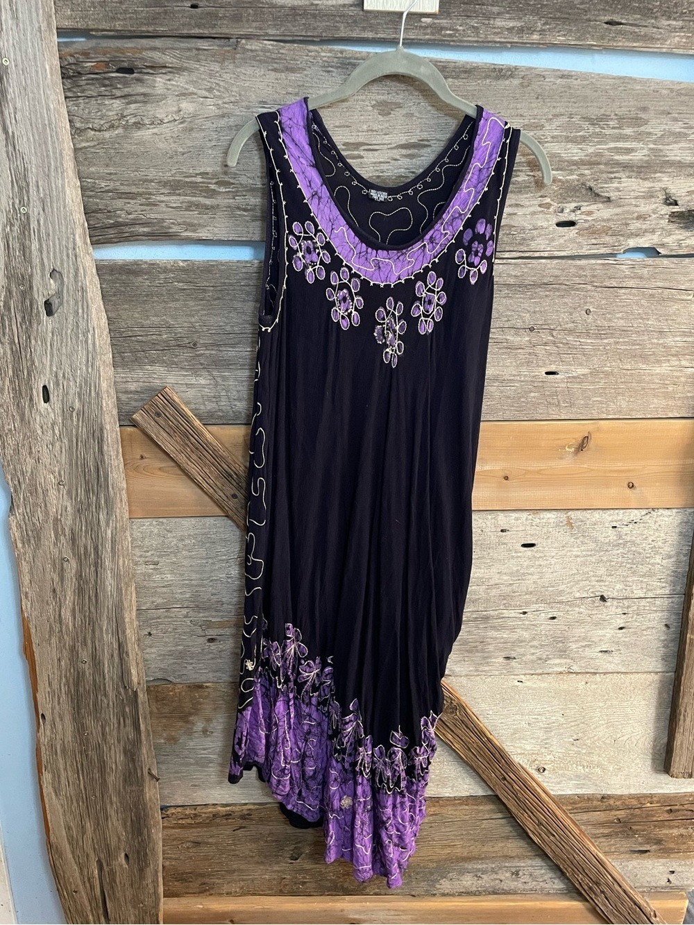 Black & Purple Floral-Embellished Sleeveless Dress Size Large
